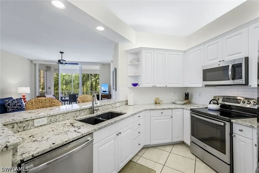 470 Launch Circle Naples FL 34108