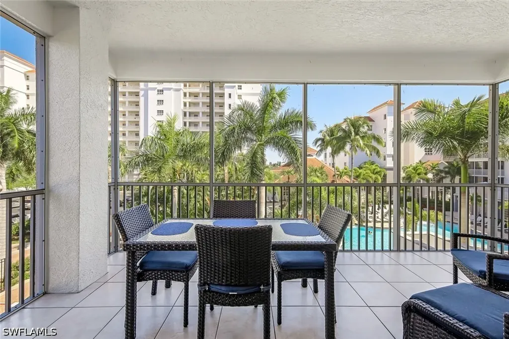 470 Launch Circle Naples FL 34108