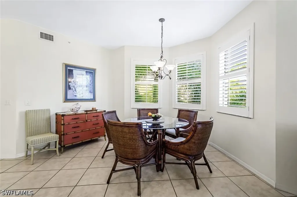 470 Launch Circle Naples FL 34108
