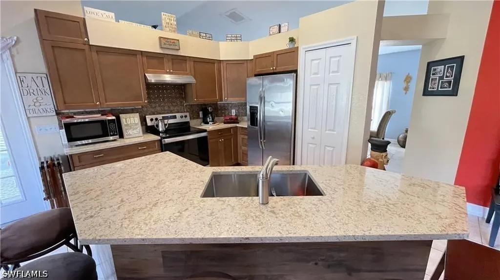 4205 27th Avenue NE Naples FL 34120
