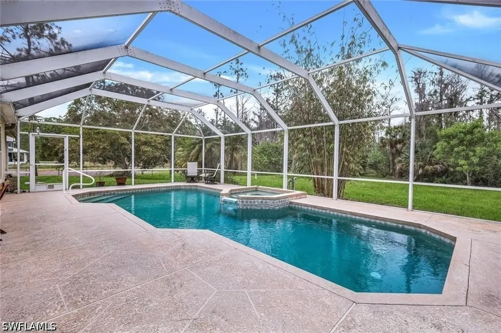 4205 27th Avenue NE Naples FL 34120