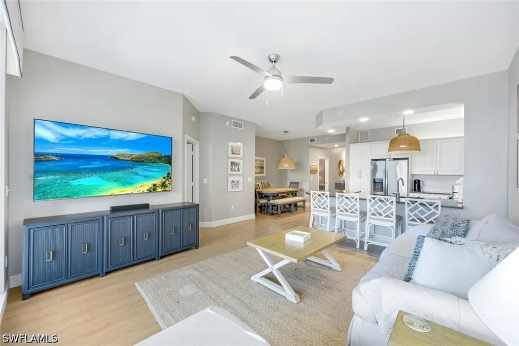 470 Launch Circle Naples FL 34108
