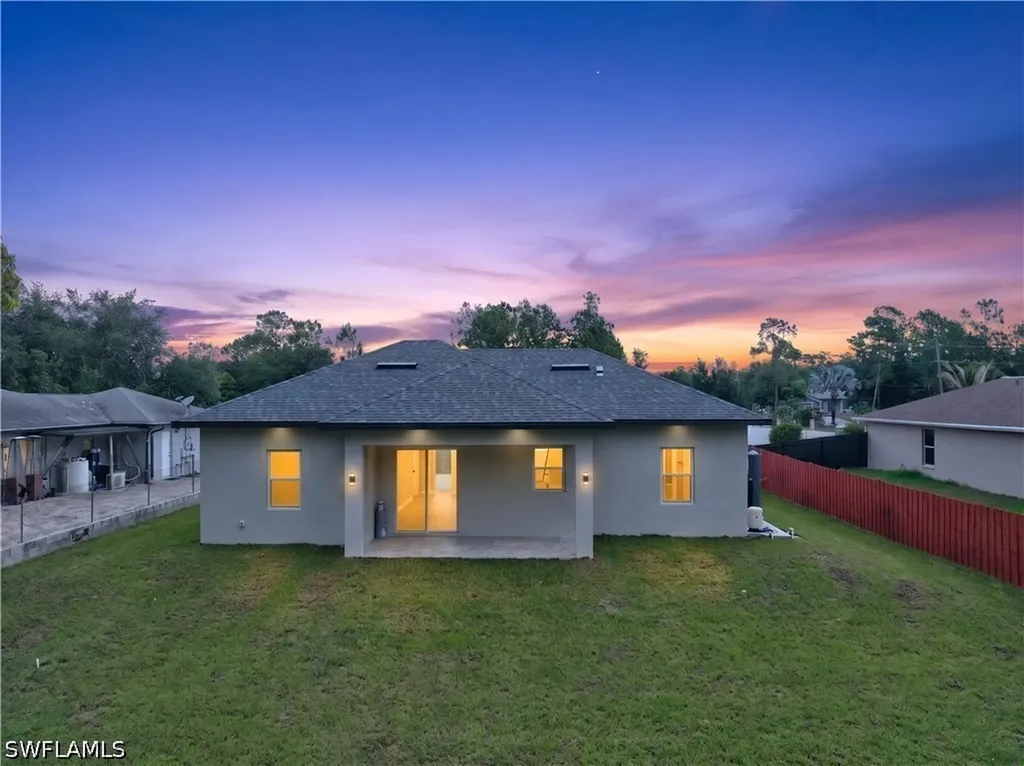 3782 47th Avenue NE Naples FL 34120