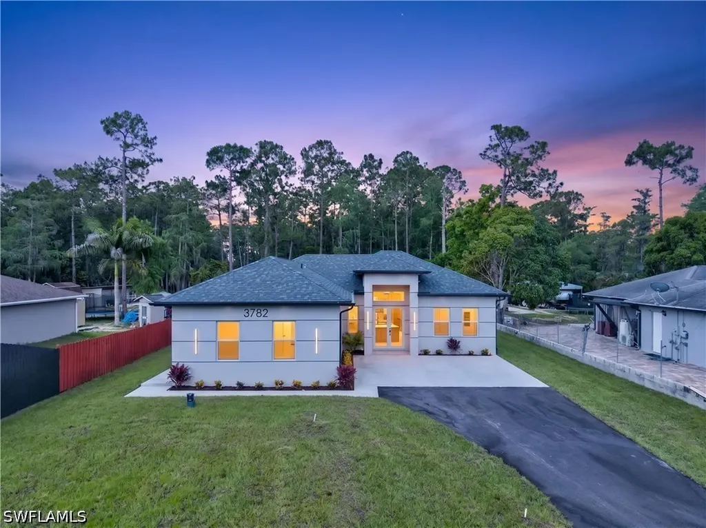 3782 47th Avenue NE Naples FL 34120