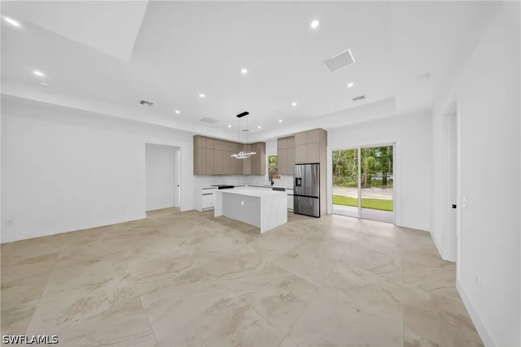 3782 47th Avenue NE Naples FL 34120