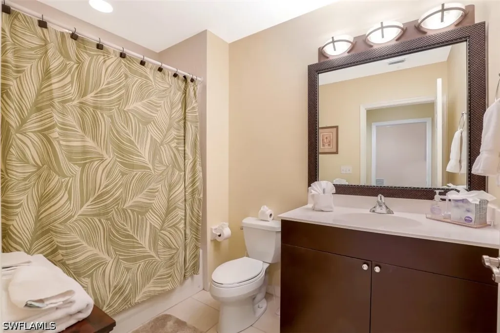 460 Launch Circle Naples FL 34108