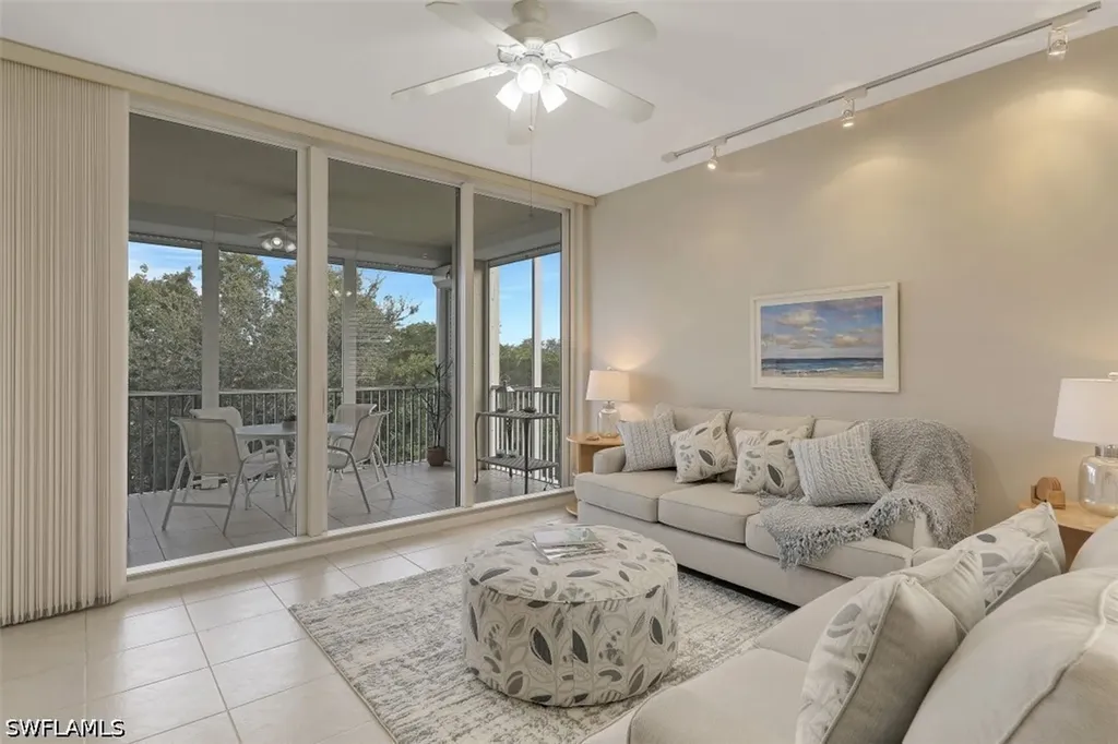 450 Launch Circle Naples FL 34108