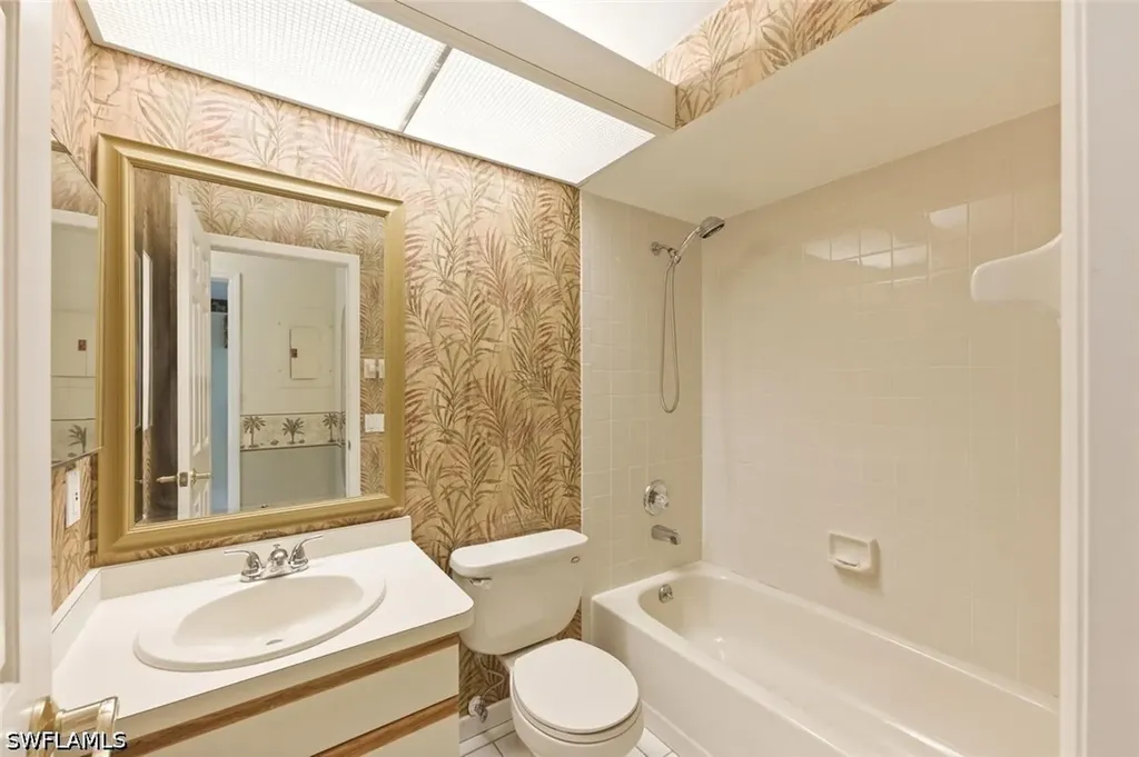 7380 Saint Ives Way Naples FL 34104