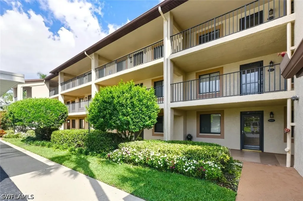 7380 Saint Ives Way Naples FL 34104