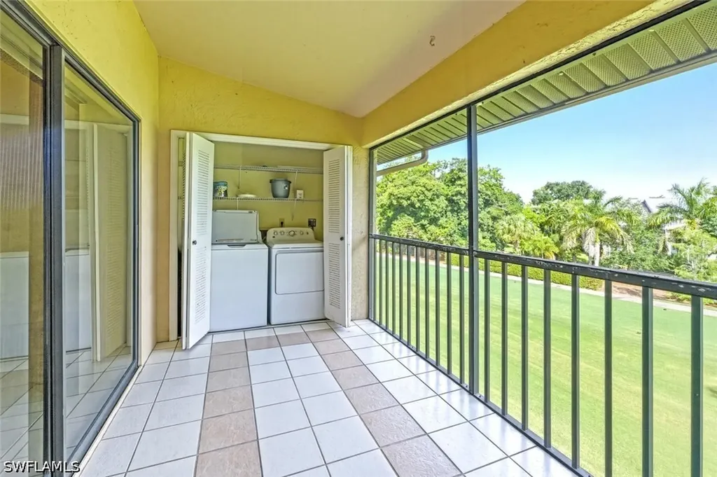 7380 Saint Ives Way Naples FL 34104
