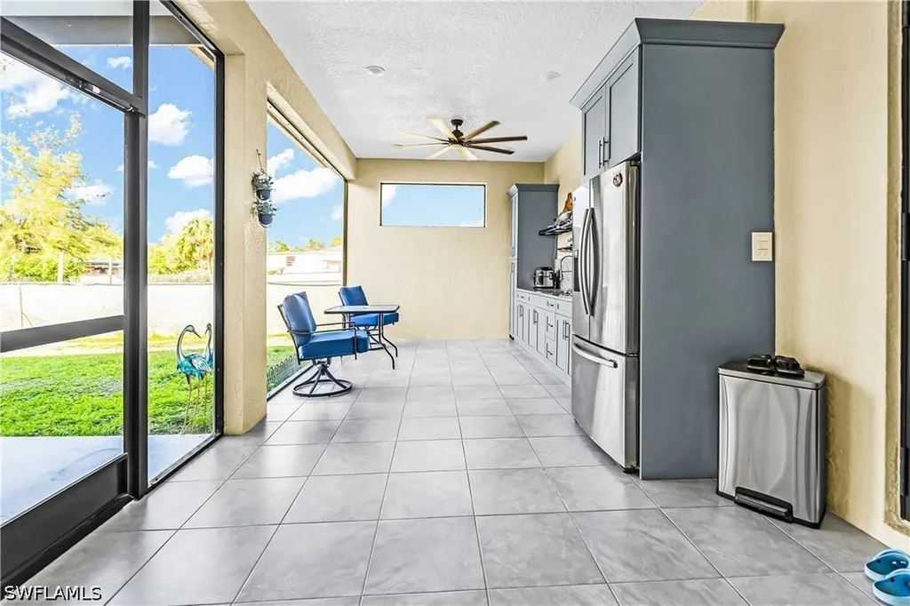 2557 29th Avenue NE Naples FL 34120