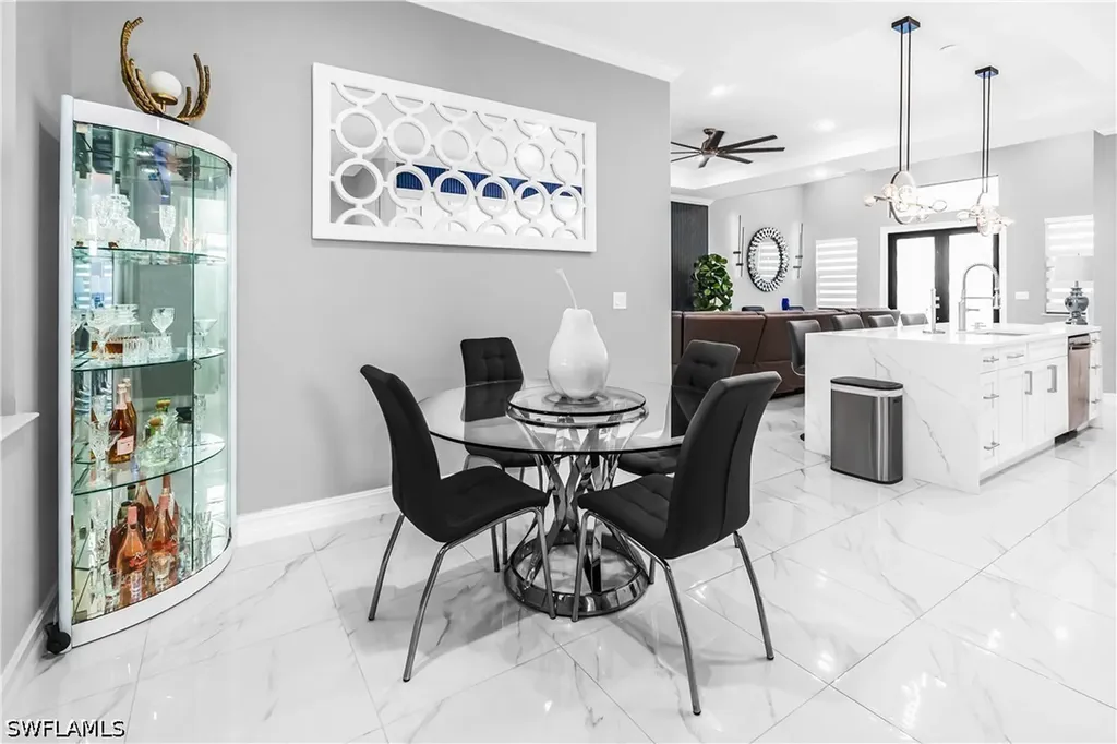 2557 29th Avenue NE Naples FL 34120