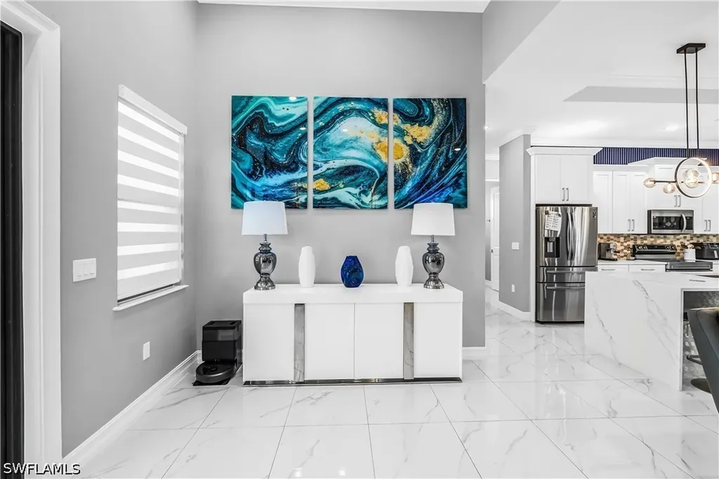 2557 29th Avenue NE Naples FL 34120