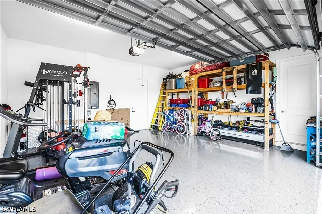 2557 29th Avenue NE Naples FL 34120