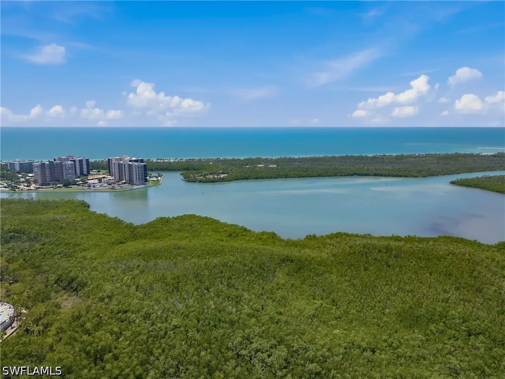 265 Indies Way Naples FL 34110
