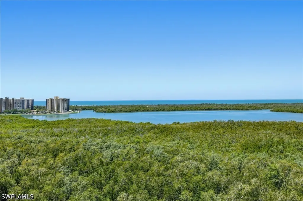265 Indies Way Naples FL 34110