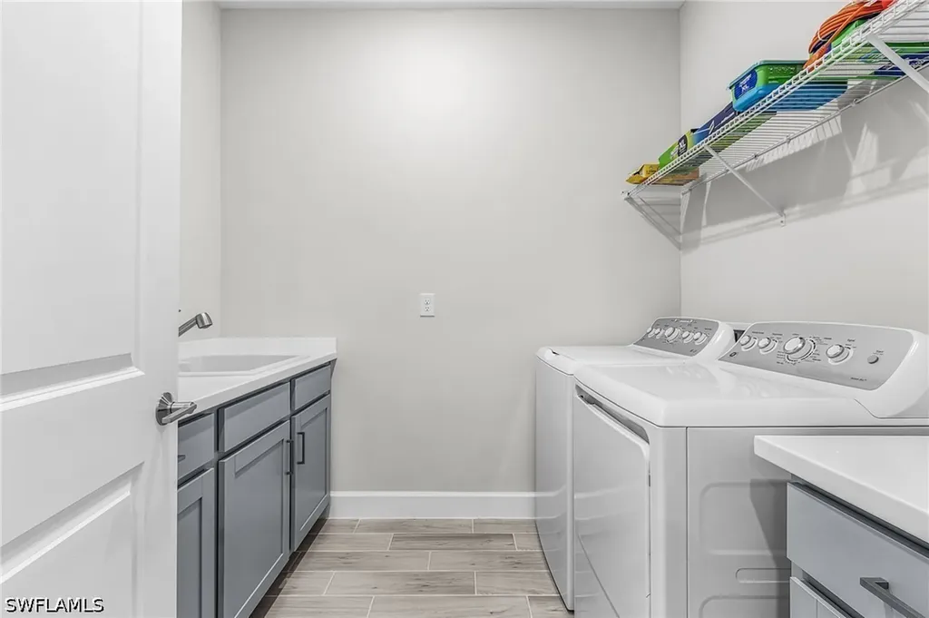 15561 Vittorio Street Esplanade By The Islands FL 34114