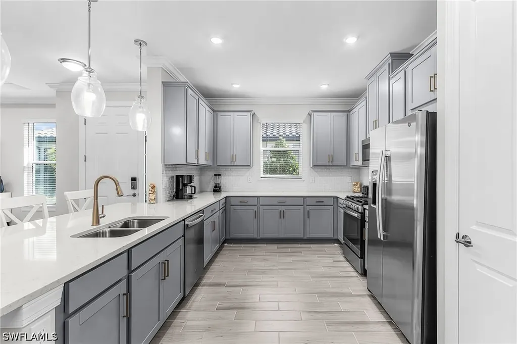 15561 Vittorio Street Naples FL 34114