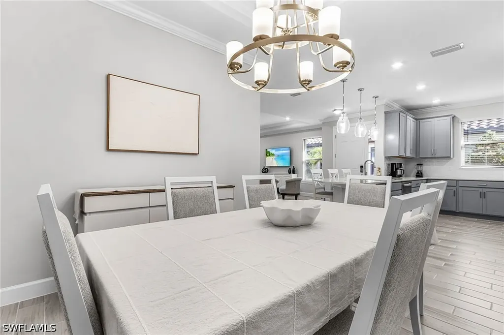 15561 Vittorio Street Naples FL 34114