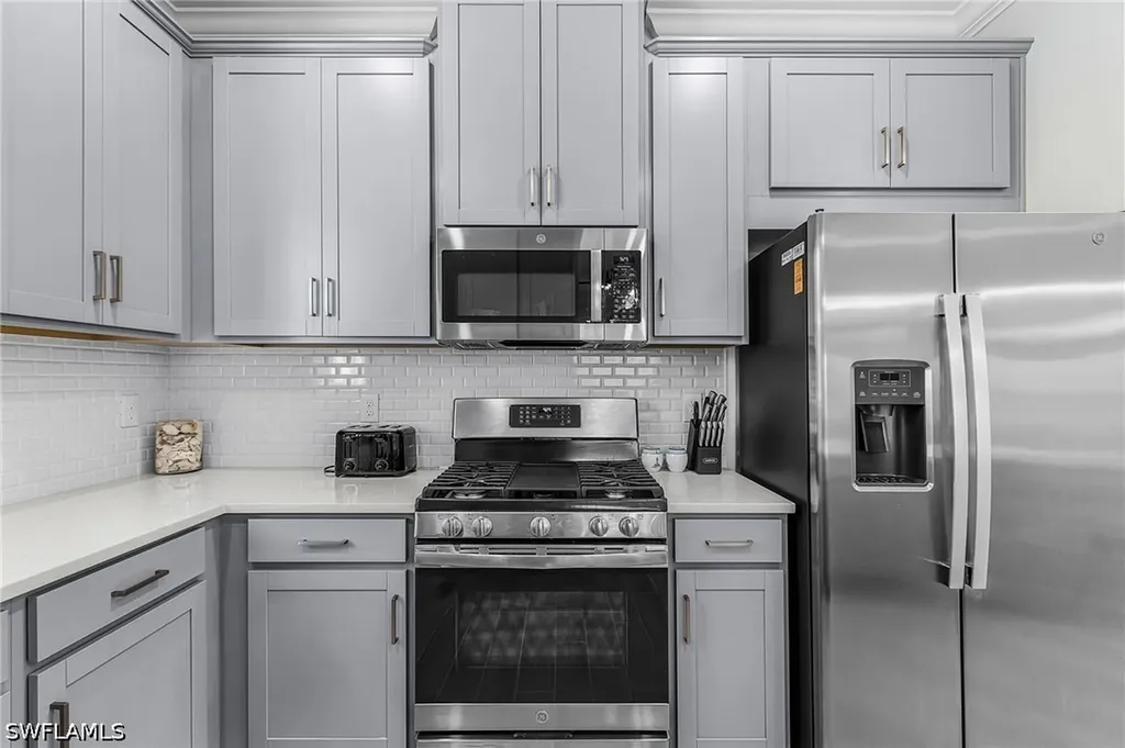 15561 Vittorio Street Naples FL 34114