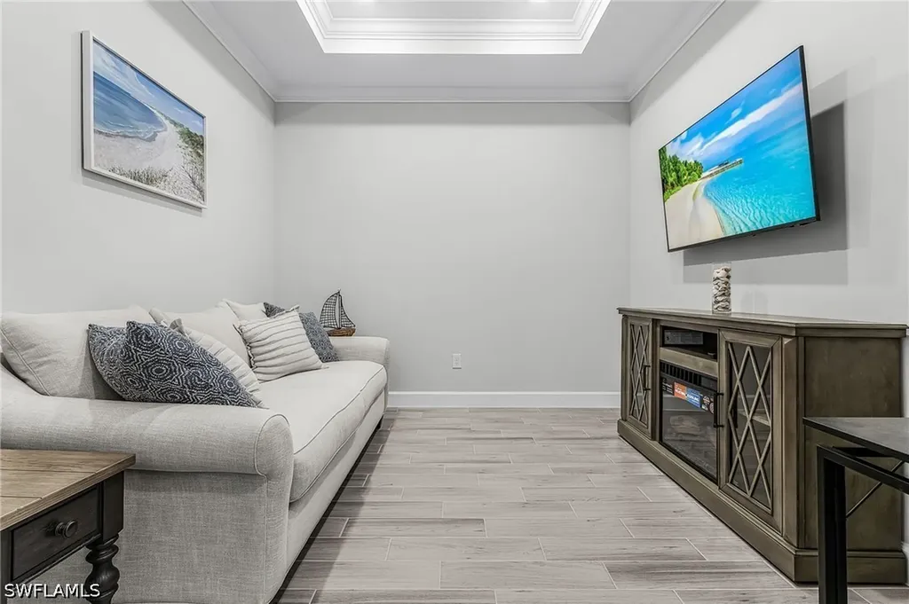 15561 Vittorio Street Naples FL 34114