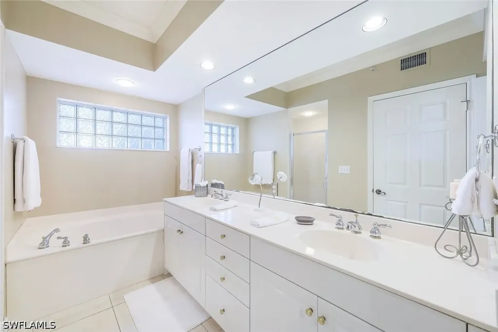 325 Dunes Boulevard Naples FL 34110