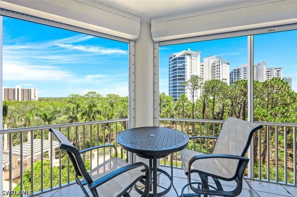 325 Dunes Boulevard Naples FL 34110