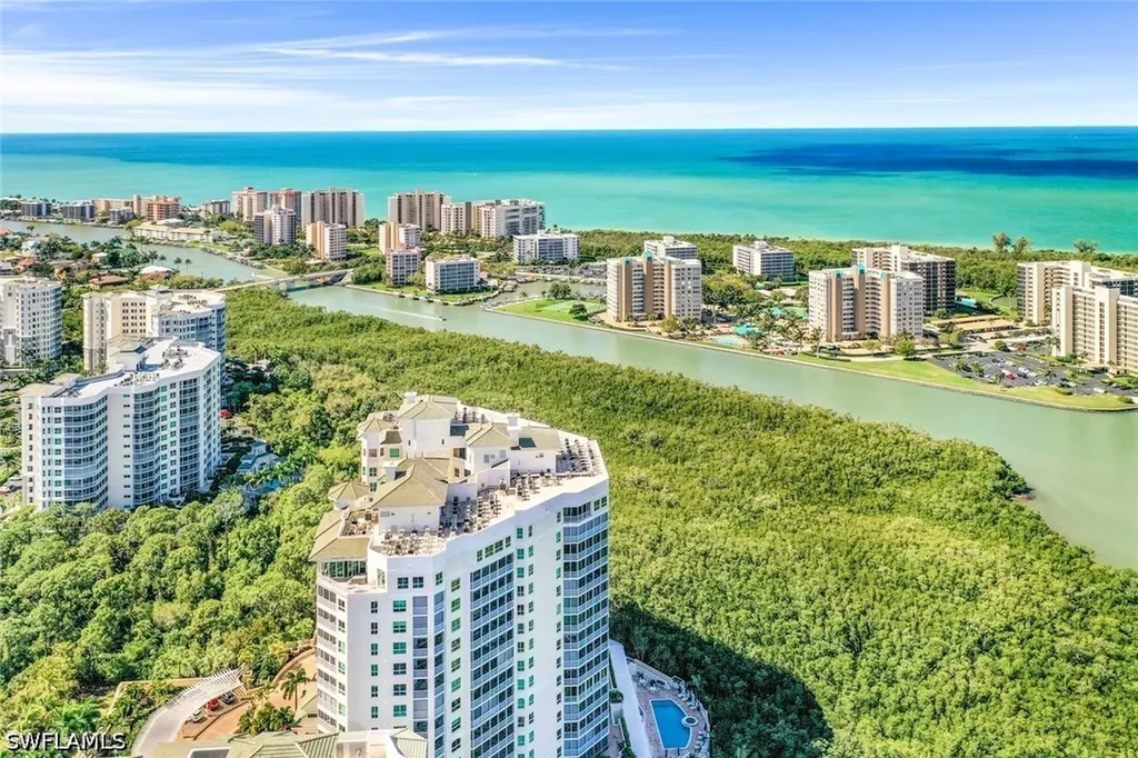 325 Dunes Boulevard Naples FL 34110