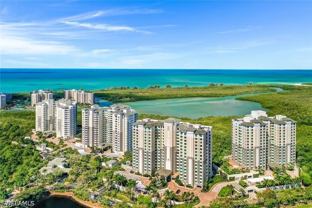 325 Dunes Boulevard Naples FL 34110