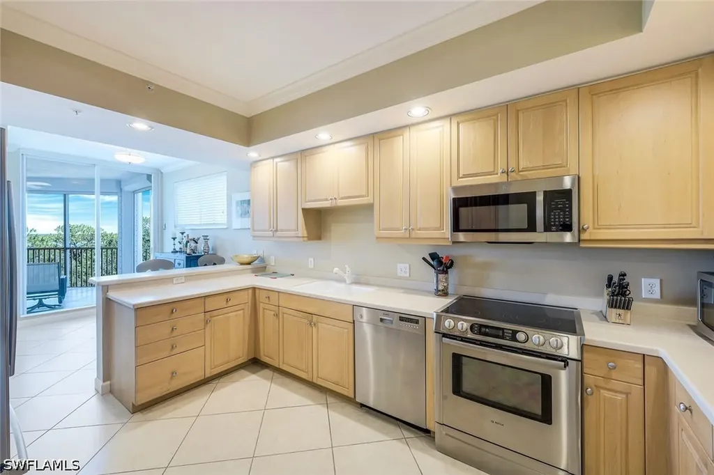 325 Dunes Boulevard Naples FL 34110