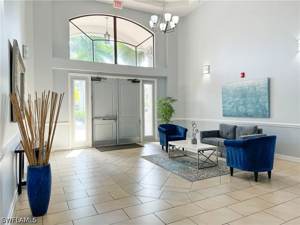 1100 Pine Ridge Road Naples FL 34108