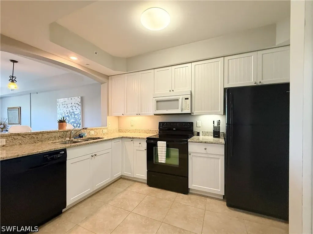 1100 Pine Ridge Road Naples FL 34108