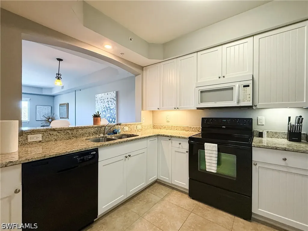 1100 Pine Ridge Road Naples FL 34108