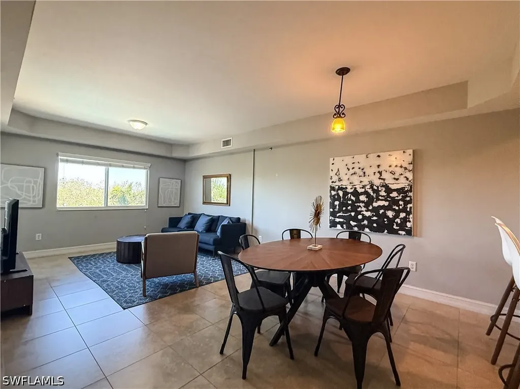 1100 Pine Ridge Road Naples FL 34108