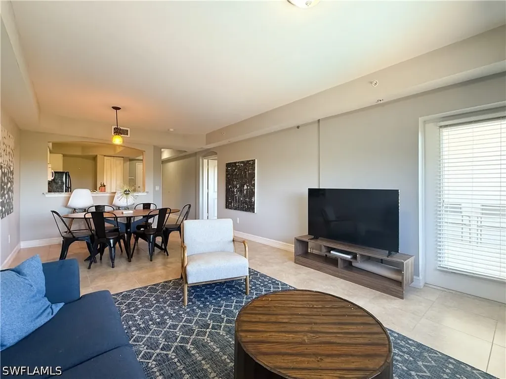 1100 Pine Ridge Road Naples FL 34108