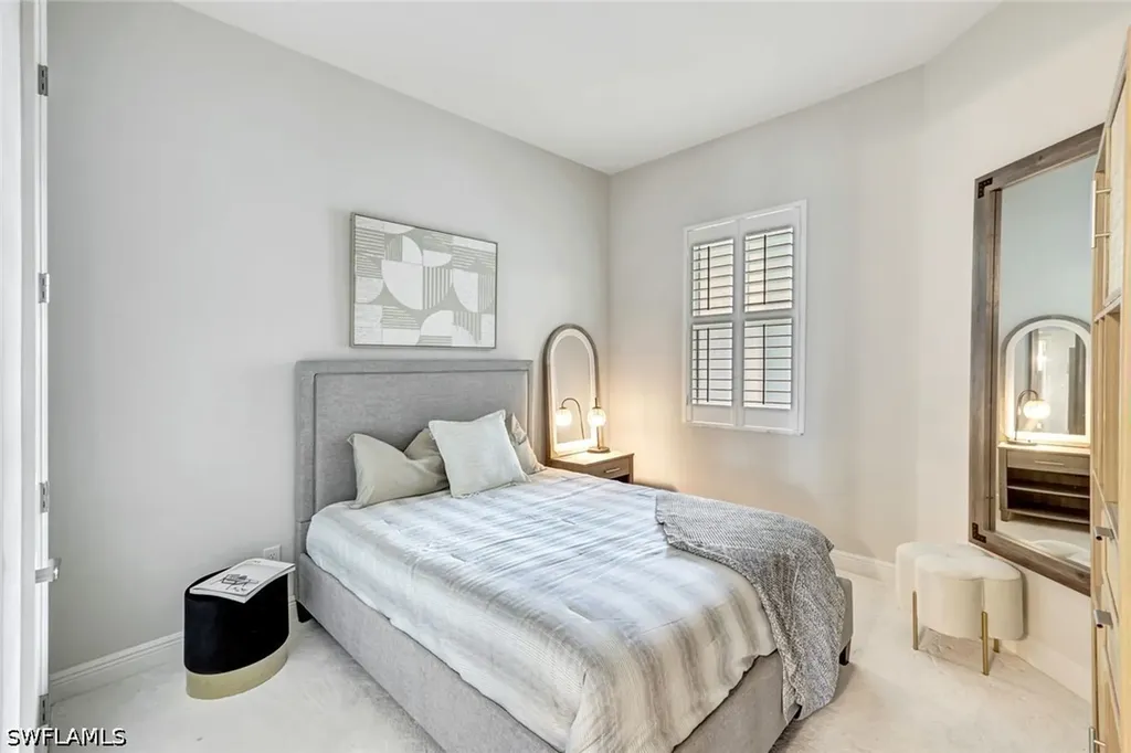 9209 Cayman Drive N Naples FL 34114