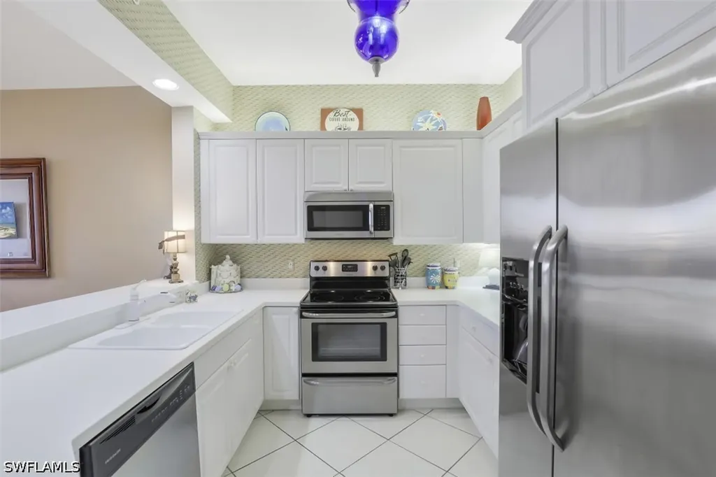 400 Flagship Drive Naples FL 34108