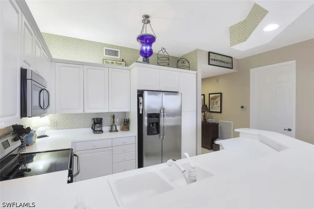 400 Flagship Drive Naples FL 34108