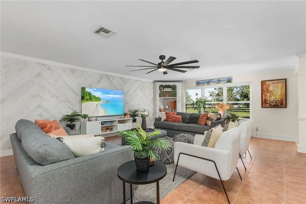 2950 Coach House Lane Naples FL 34105