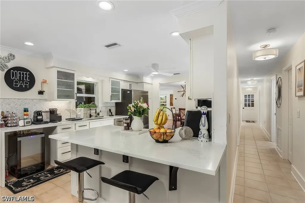 2950 Coach House Lane Naples FL 34105