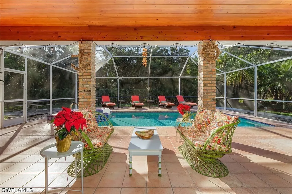 2950 Coach House Lane Naples FL 34105