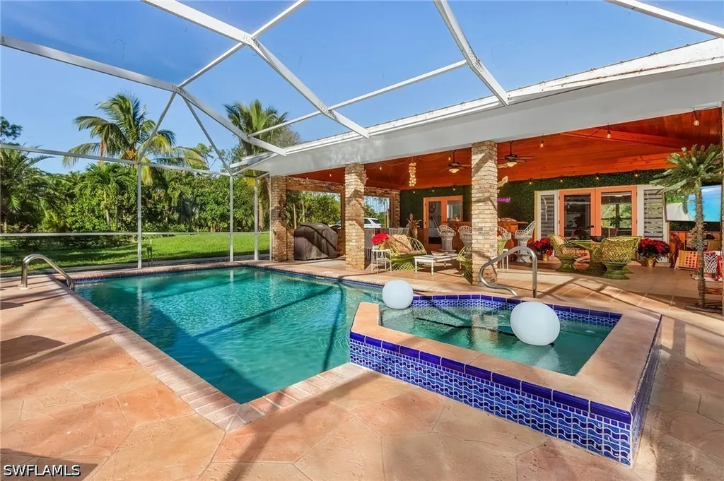 2950 Coach House Lane Naples FL 34105