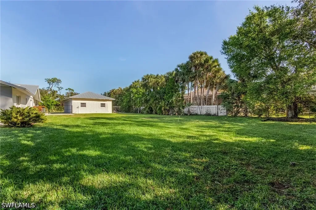 2950 Coach House Lane Naples FL 34105