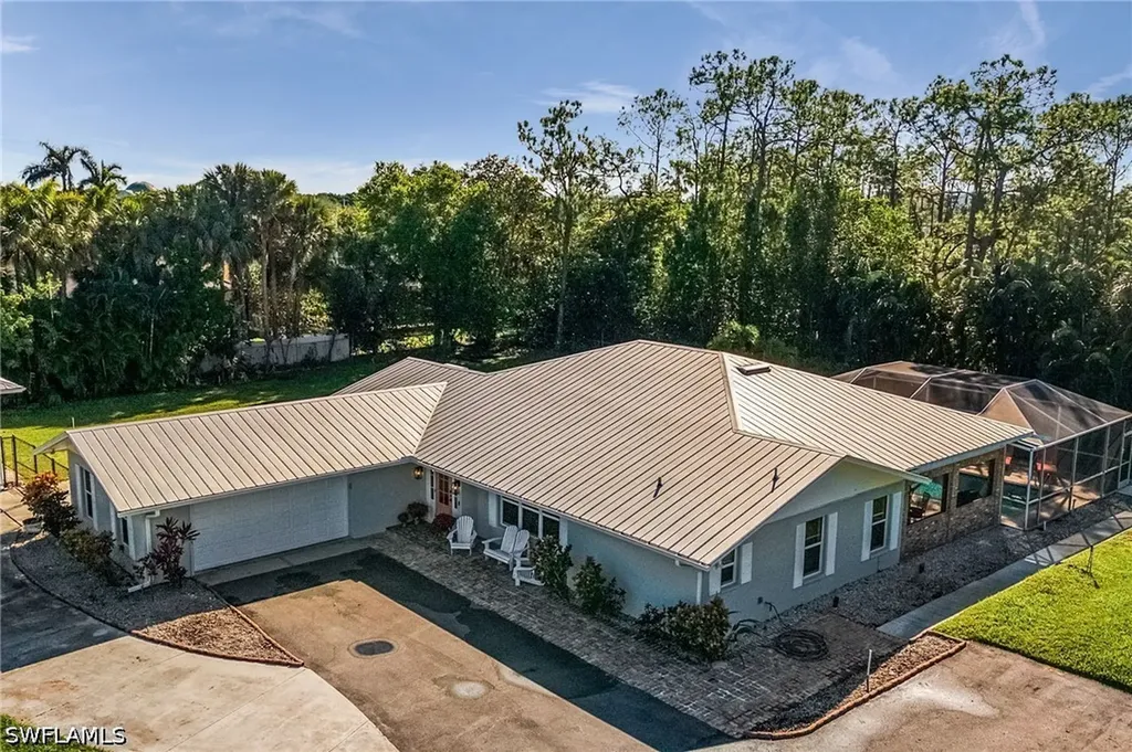 2950 Coach House Lane Naples FL 34105