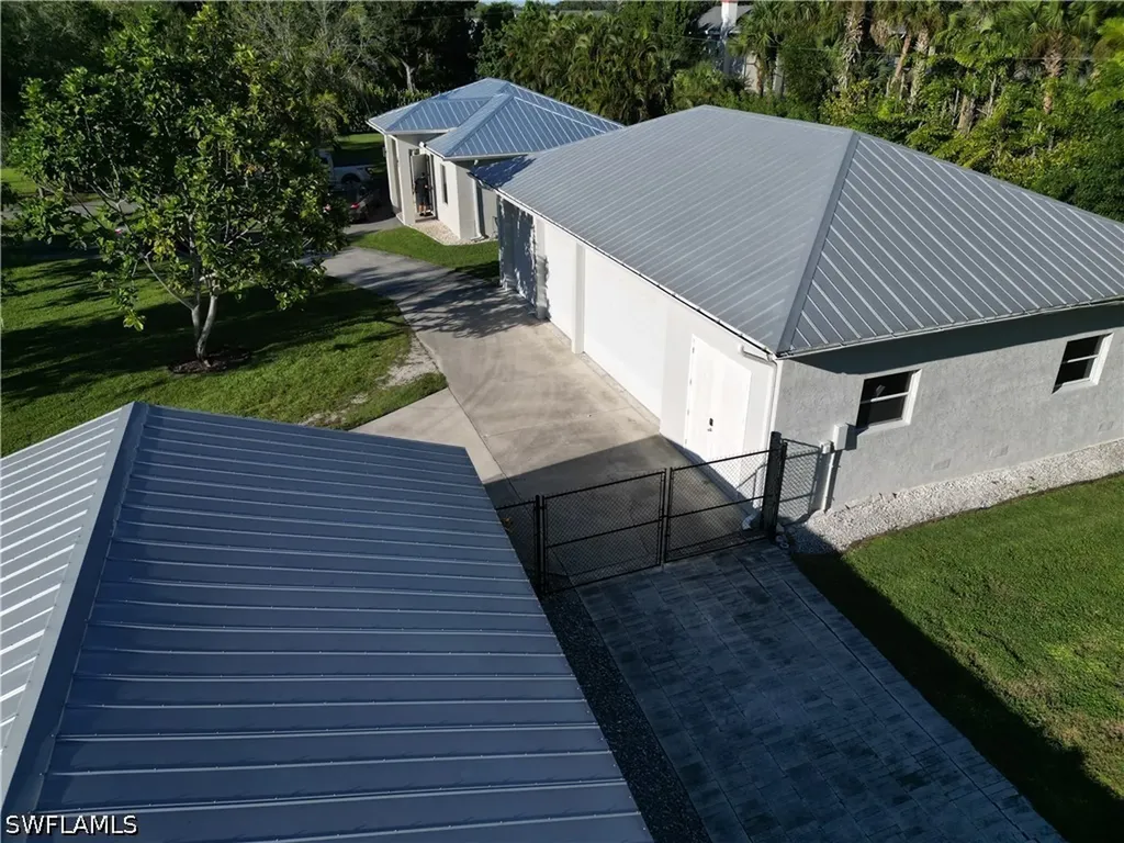 2950 Coach House Lane Naples FL 34105