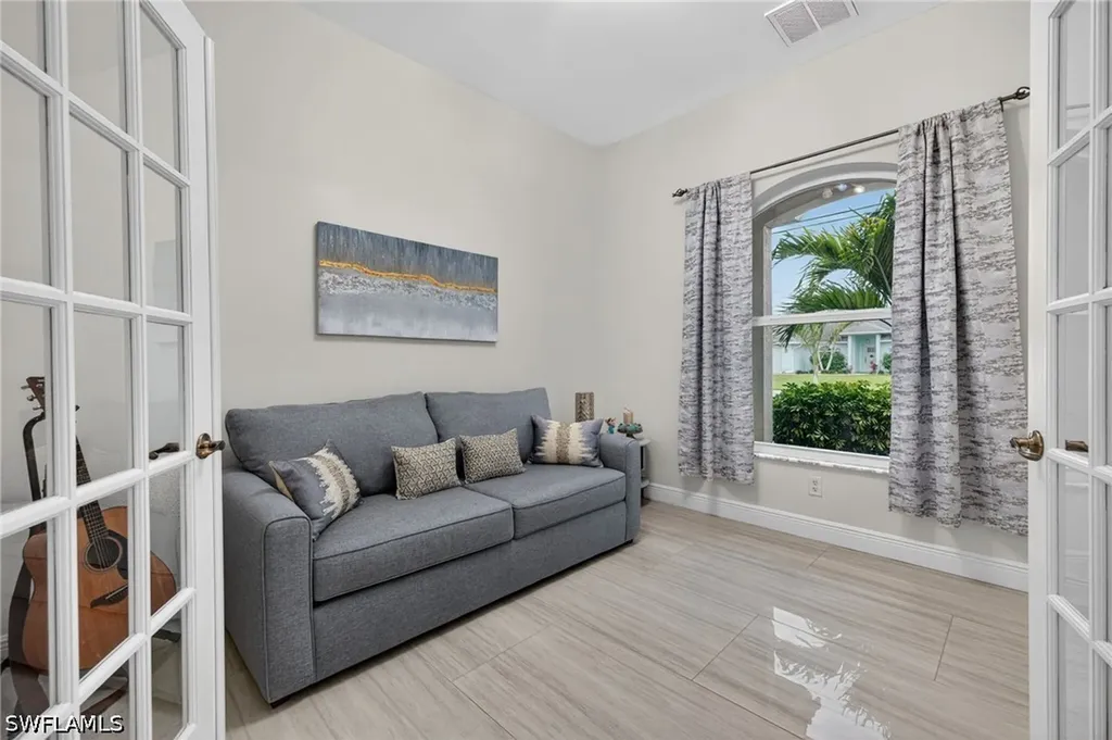 133 SE 29th Terrace Cape Coral FL 33904