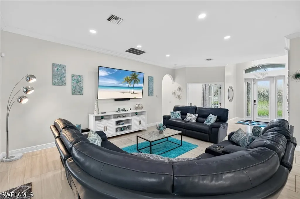 133 SE 29th Terrace Cape Coral FL 33904
