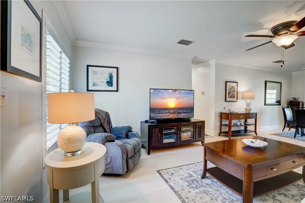 1078 Forest Lakes Drive Naples FL 34105