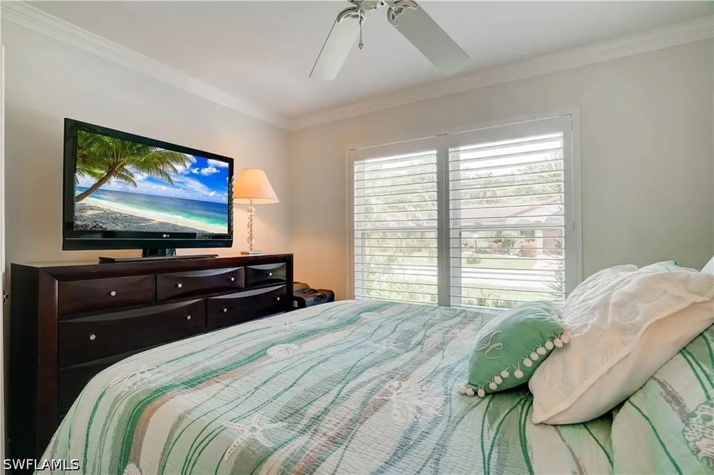 1078 Forest Lakes Drive Naples FL 34105