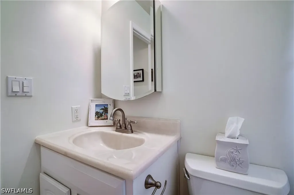 1078 Forest Lakes Drive Naples FL 34105